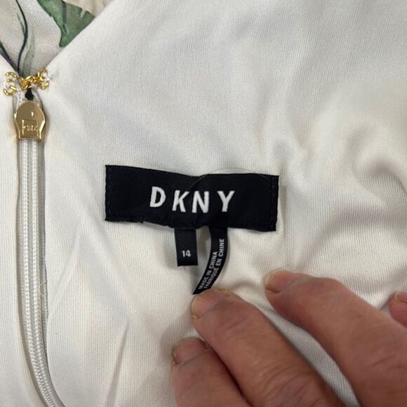 DKNY Floral Ruffle Dress - Blue and Green Size 14 - Picture 6 of 7